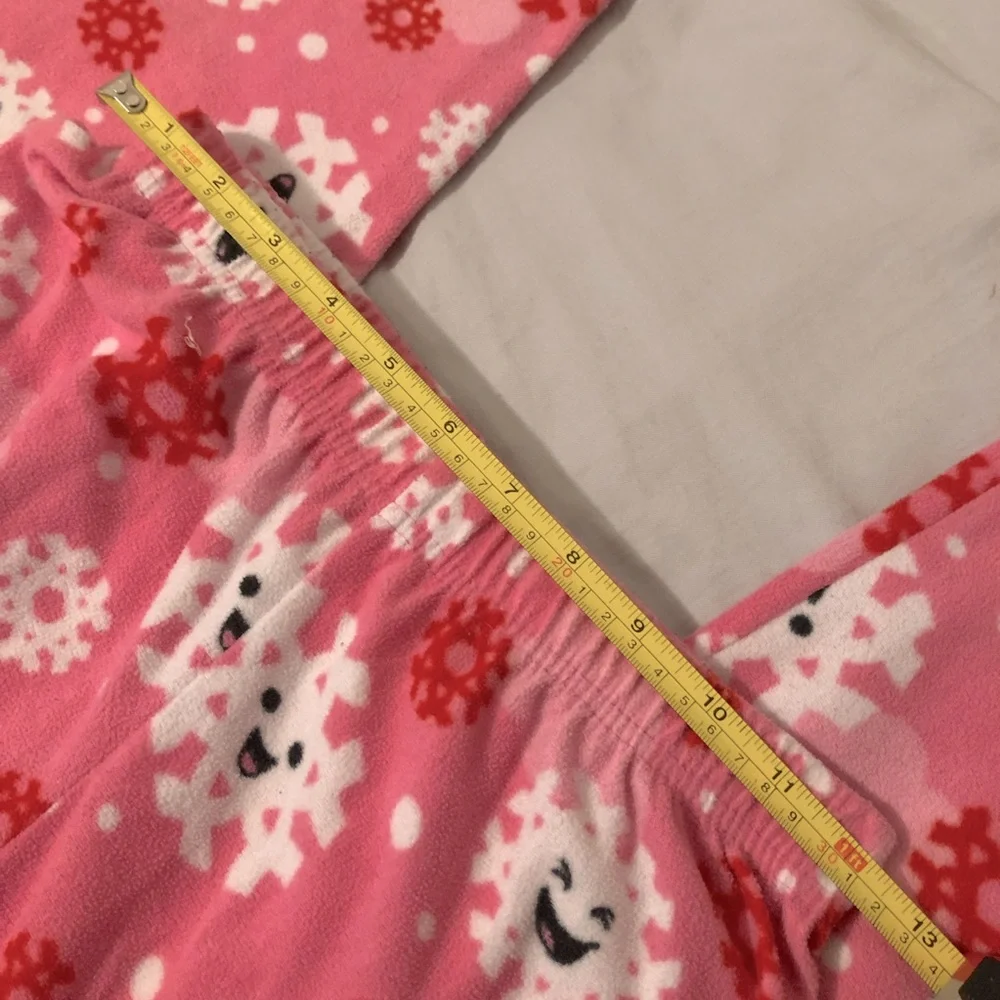 Girl’s Snowflake Pajama Bottoms